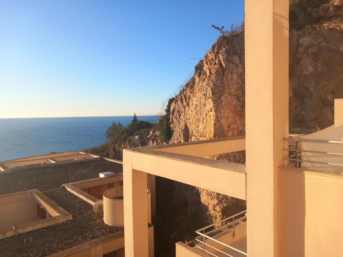 D'hote - Vue Au Mont Saint-clair